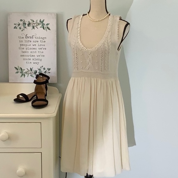 Cynthia Steffe dress. Angora knit top with silk crepe skirt. - Picture 4 of 4